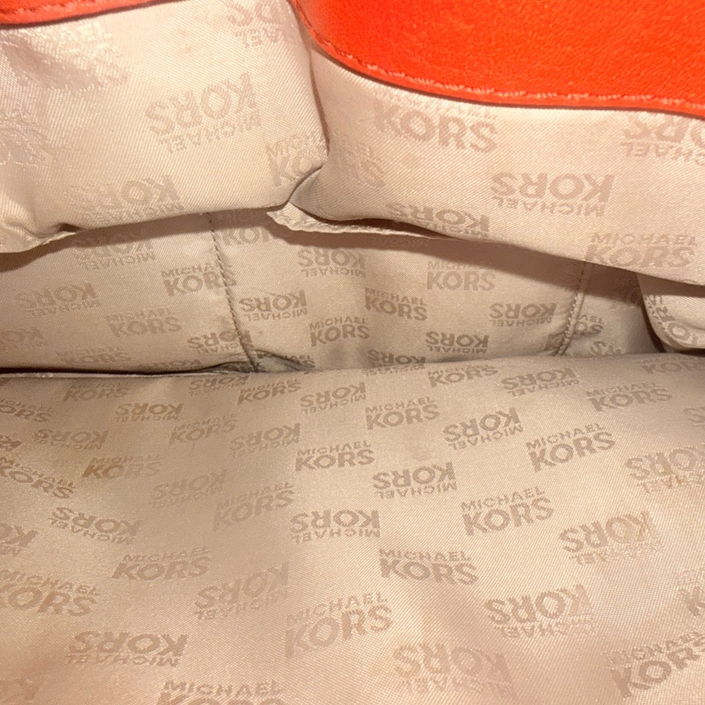 Michael Kors Hamilton Vibrant Red Leather Shoulder Bag with Gold Accents - Picture 14 of 16